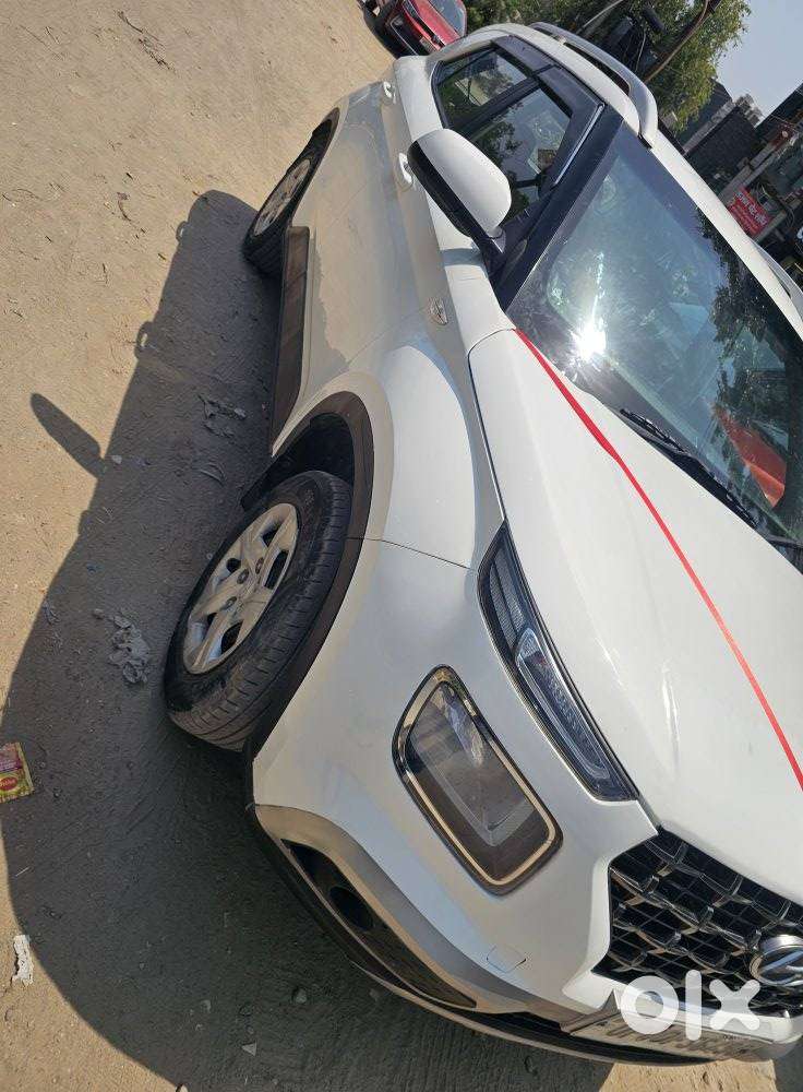 Hyundai Venue 1.2 S Plus, 2021, Petrol
