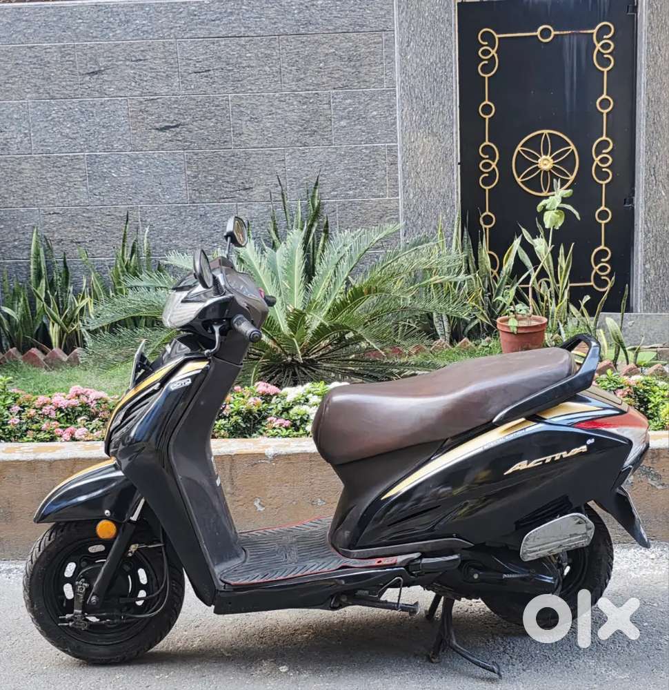 Special Edition Silver Colour Activa 6g Activa 125 Special Edition