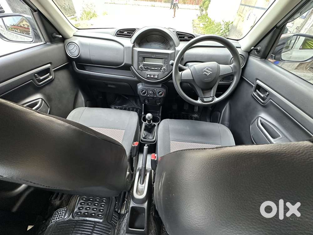 Maruti Suzuki S-presso Vxi, 2024, Petrol