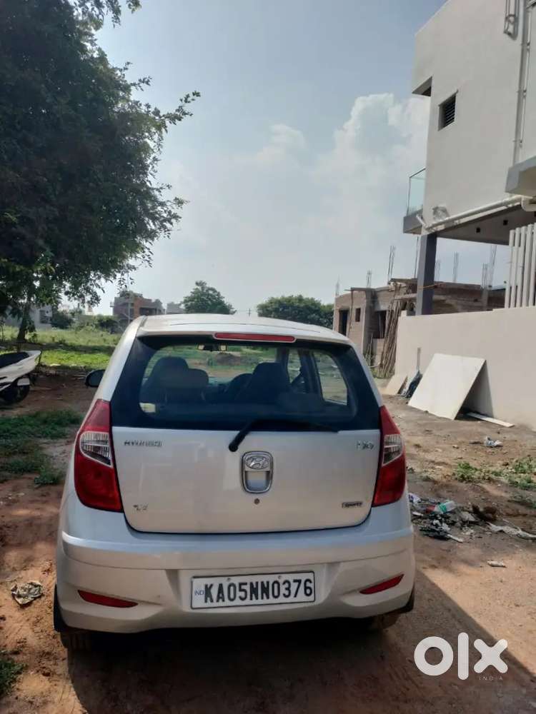 Hyundai I10 Sportz 2011