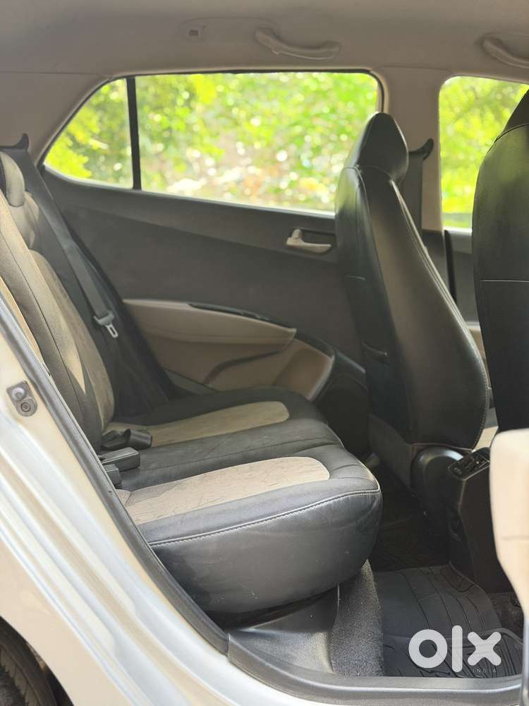 Hyundai Grand I10 Sportz Edition, 2015, Petrol