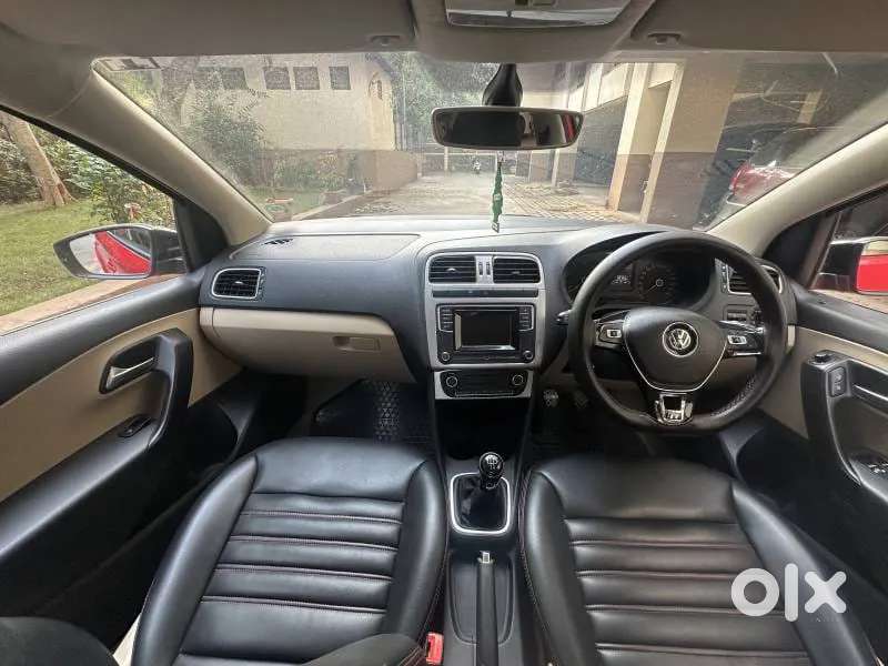 Volkswagen Polo Petrol Highline 1.2l, 2016, Petrol
