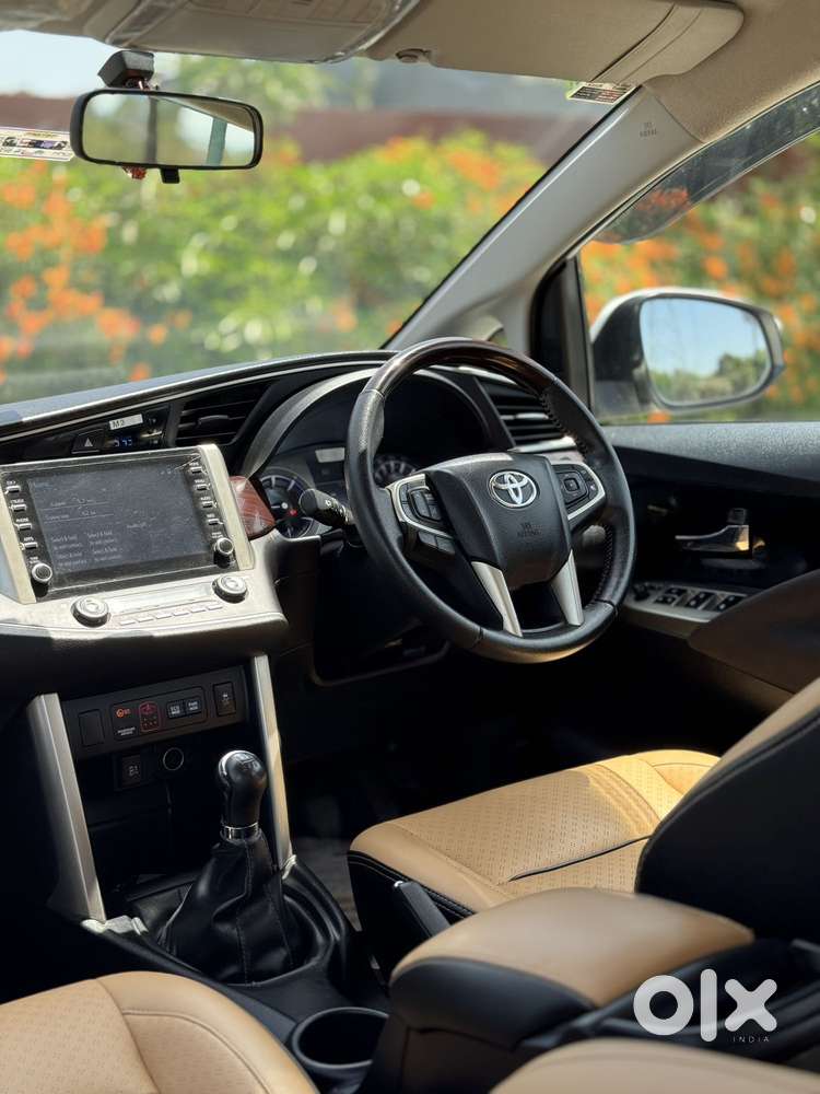 Toyota Innova Crysta 2.4 V 7 Str, 2023, Diesel