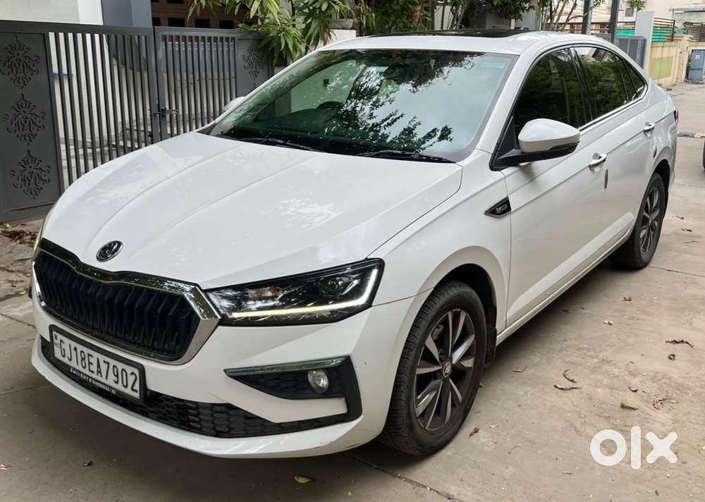 Skoda Slavia 1.5 Tsi Style At, 2023, Petrol