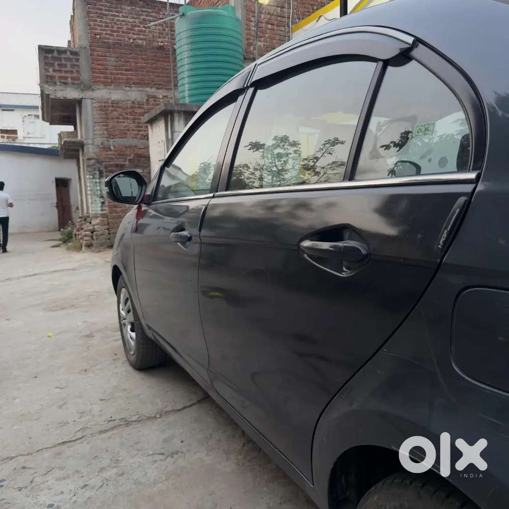 Only 27000 Kilometers Running  Sedaan Car