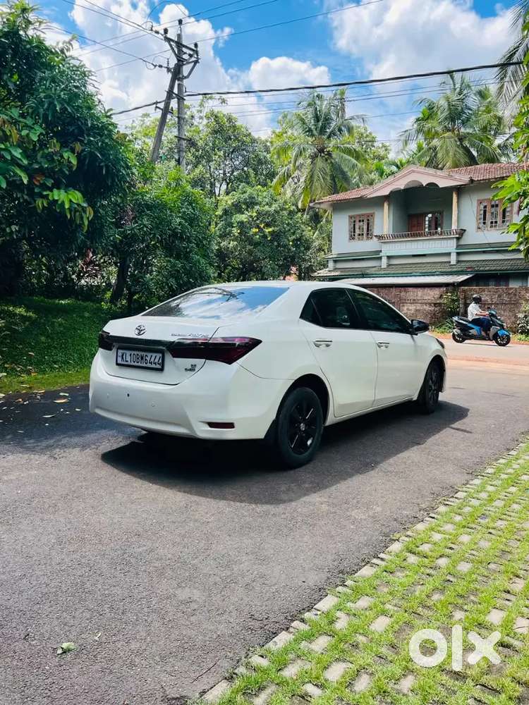 Toyota Corolla Altis 2014