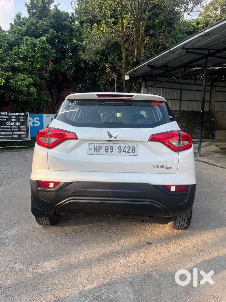 Mahindra Xuv300 W6, 2024