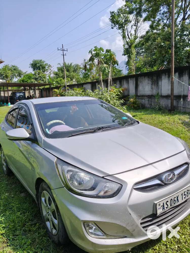 Hyundai Verna 2011