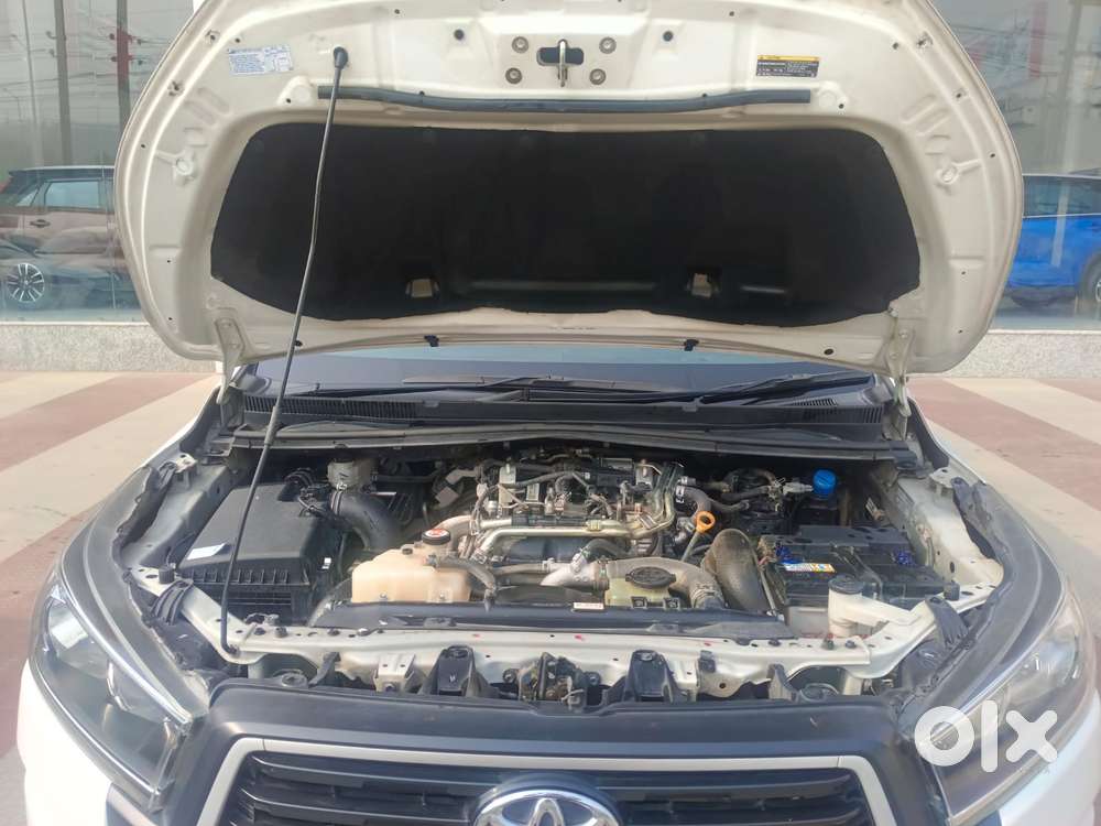 Toyota Innova Crysta 2.4 Gx Mt, 2023, Diesel