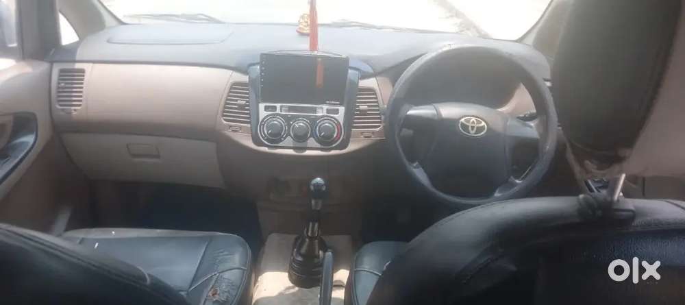 Toyota Innova 2015 Diesel Well Maintained