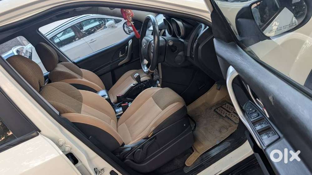 Mahindra Xuv500 W9, 2019, Diesel