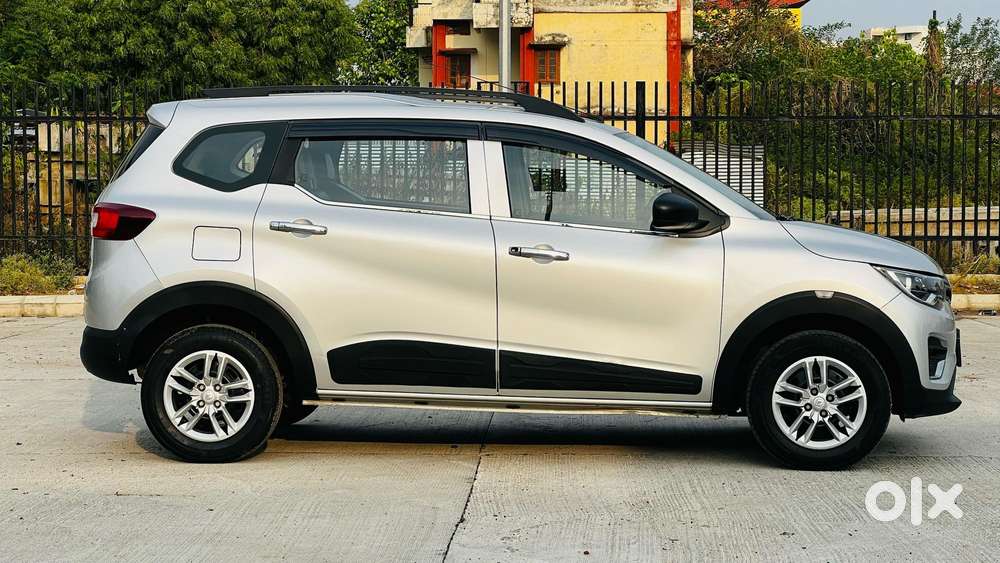 Renault Triber Rxl, 2022, Petrol