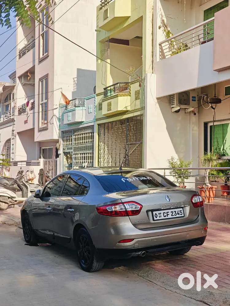 Renault Fluence 2012 Petrol Plus Cng  33500 Km Driven 2nd Owner