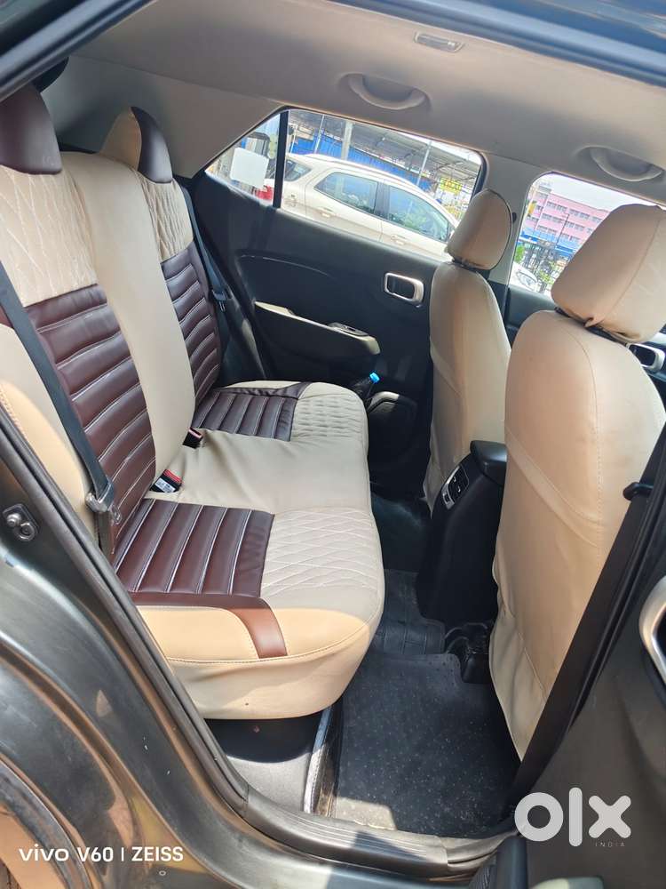 Hyundai Venue, 2021, Petrol