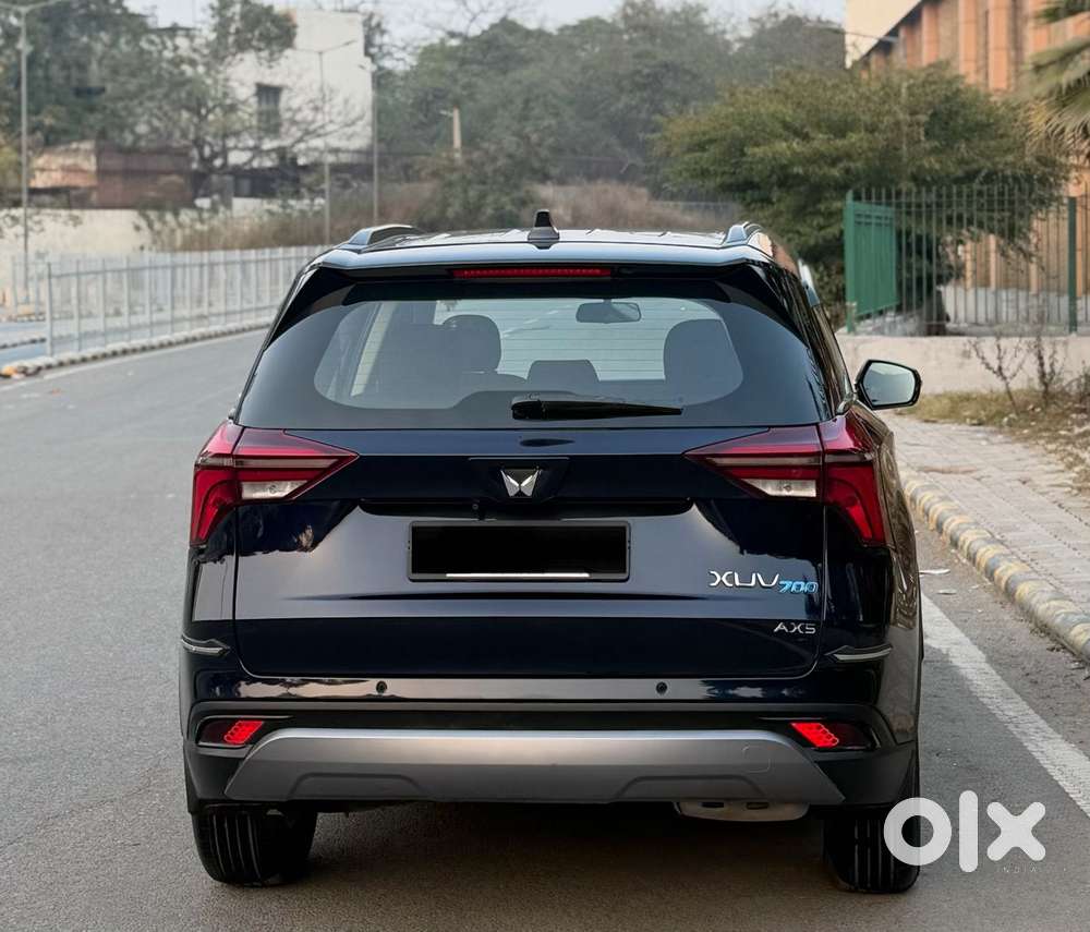 Mahindra Xuv700 2.0 Ax 5 Petrol At Str, 2022, Petrol