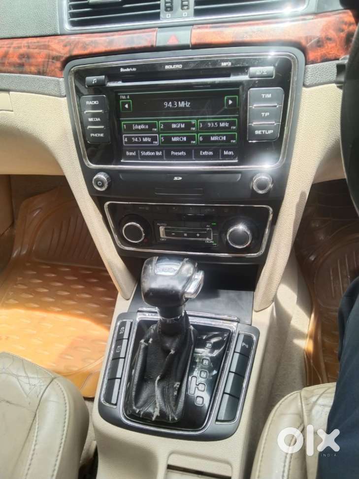 Skoda Superb Elegance Tdi 2.0 At, 2011, Diesel
