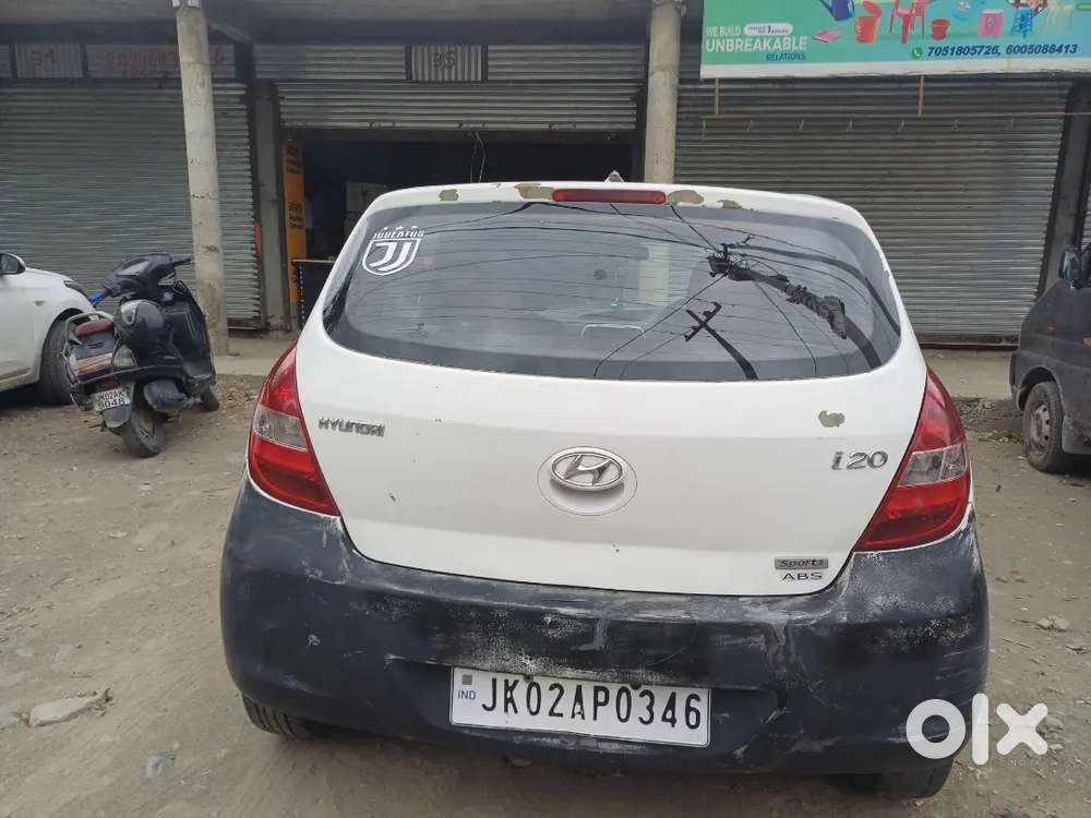 Hyundai I20 Sportz Petrol 2010 Model