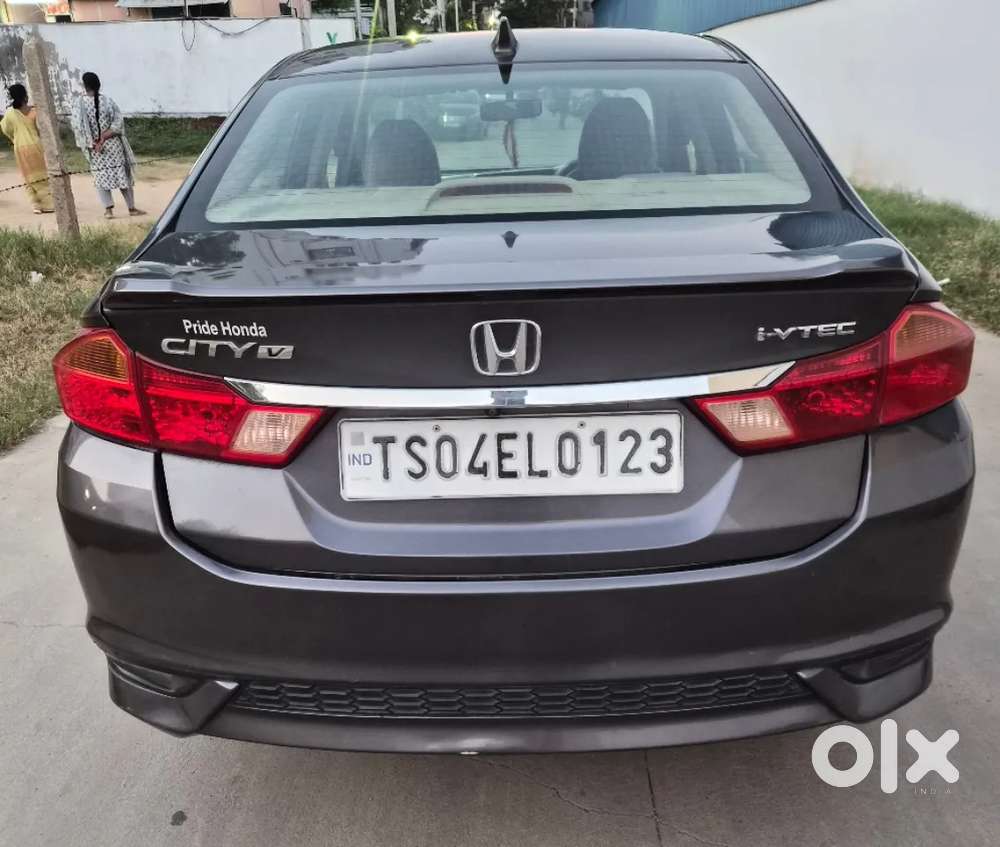 Honda City V Mt, 2017, Petrol