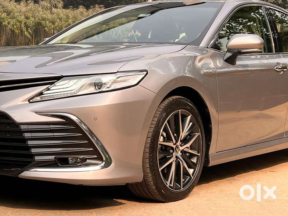 Toyota Camry Hybrid, 2024, Cng & Hybrids