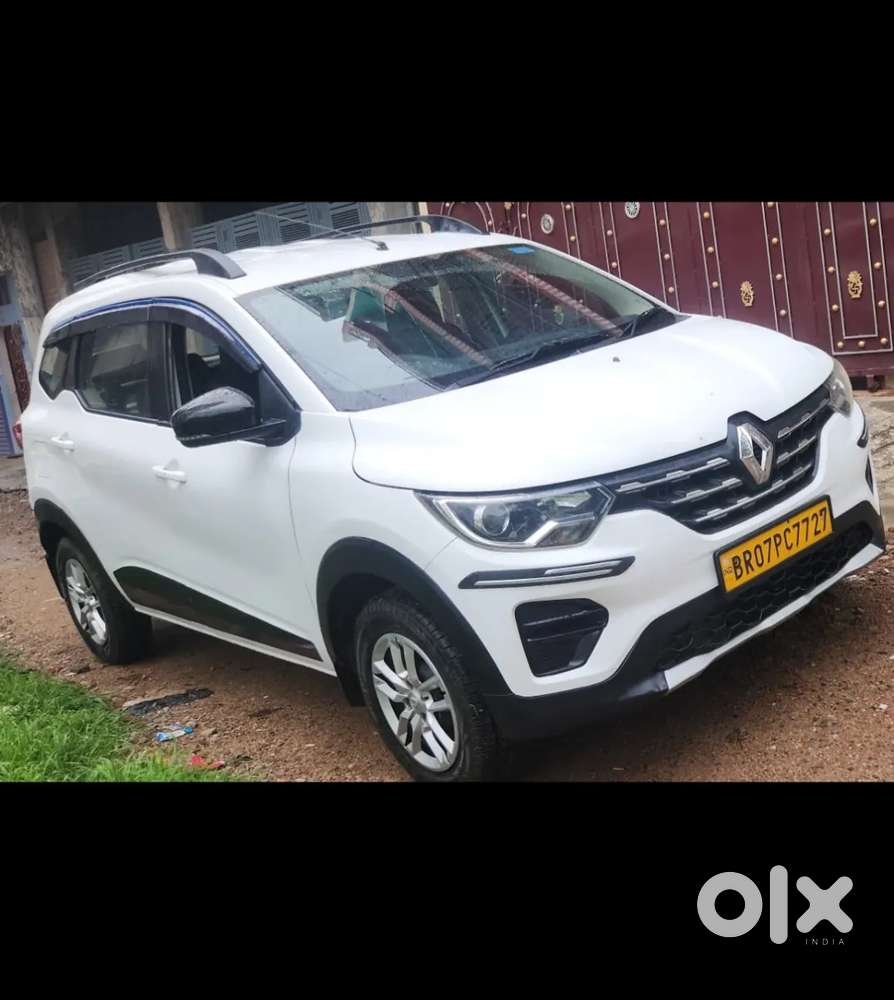 Renault Triber Rxt, 2023, Petrol