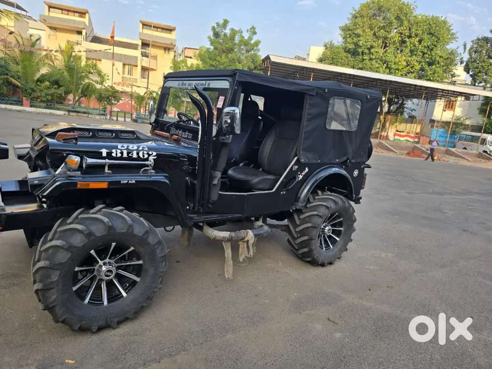 Mahindra Jeep Classic 2026