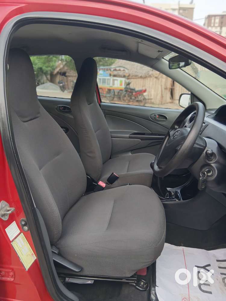 Toyota Etios Liva G, 2012, Petrol