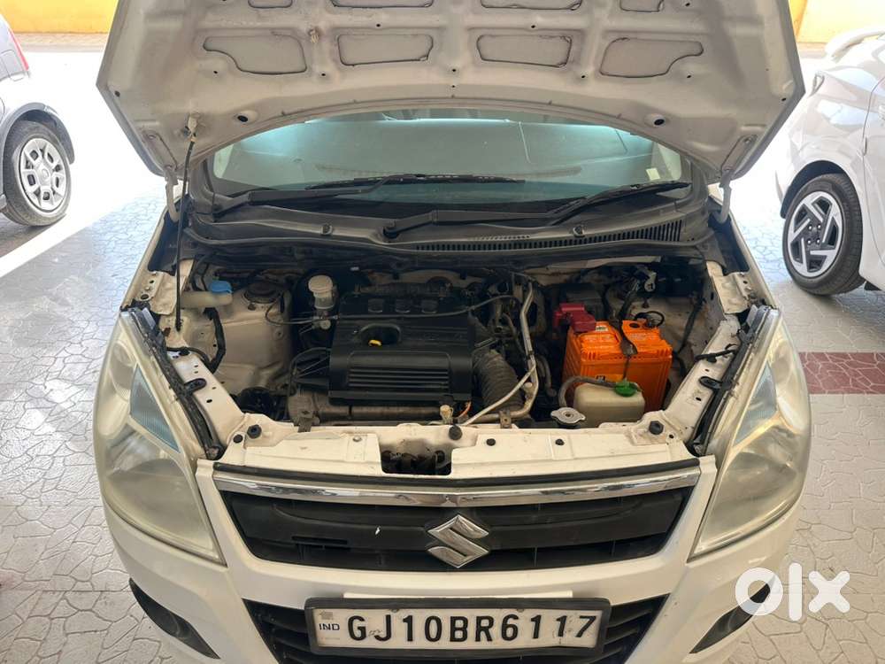 Petrol Vxi Wagonr 2015
