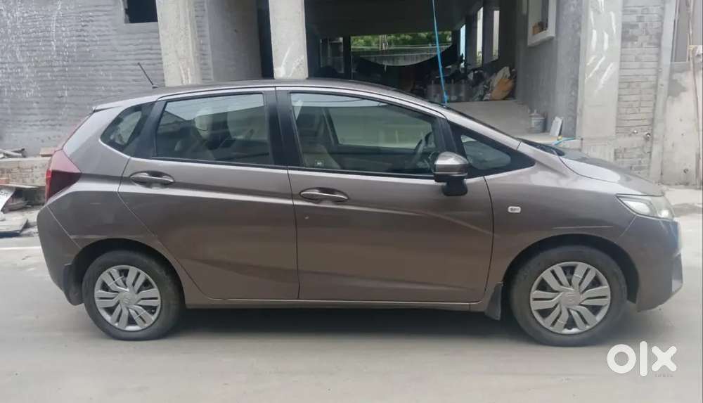 Honda Jazz 2016 Diesel Well Maintained