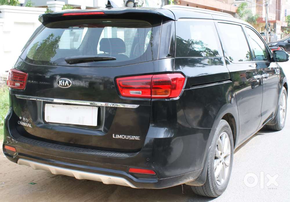 Kia Carnival Premium, 2020, Diesel