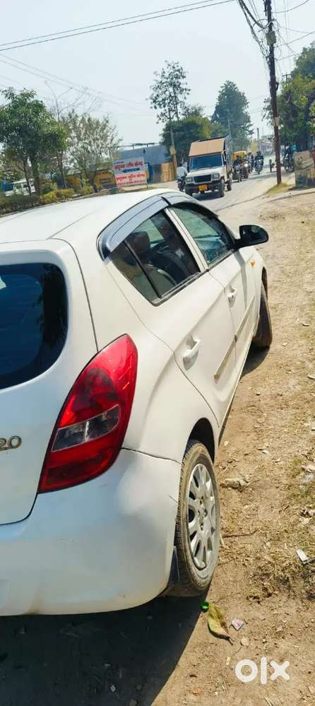 Hyundai I20 2012 Diesel 122000 Km Driven