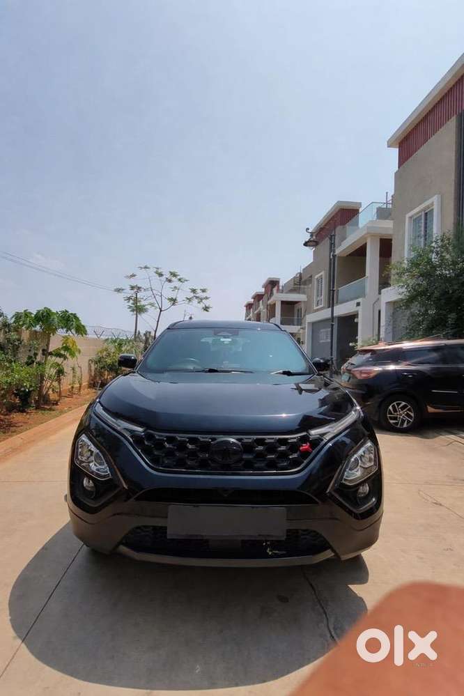 Tata Safari Red Dark Edition Xza+ Diesel Automatic