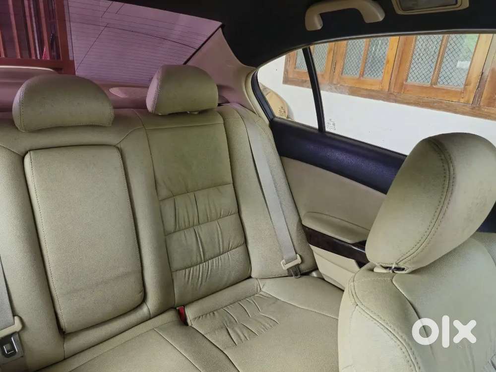 Honda Accord 2010 Petrol Well Maintained