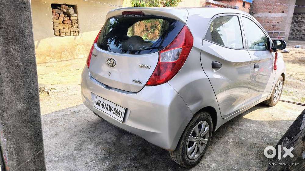 Hyundai Eon 2012 Modal