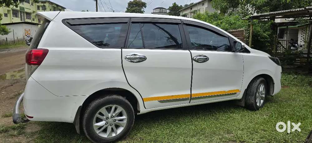 Toyota Innova Crysta 2023 Diesel Manual