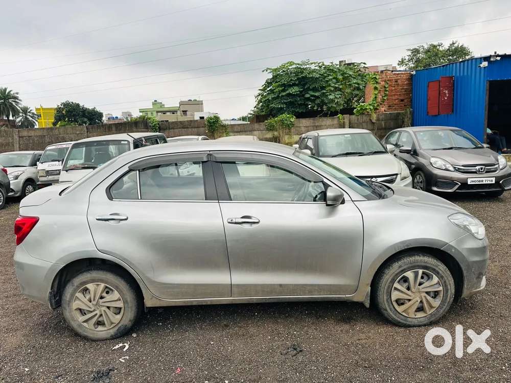 Maruti Suzuki Dzire 1.2 Vxi, 2023, Petrol
