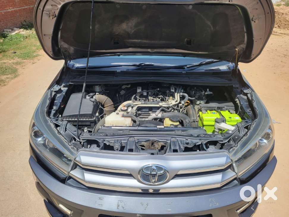 Toyota Innova Crysta 2.4 V, 2017, Diesel