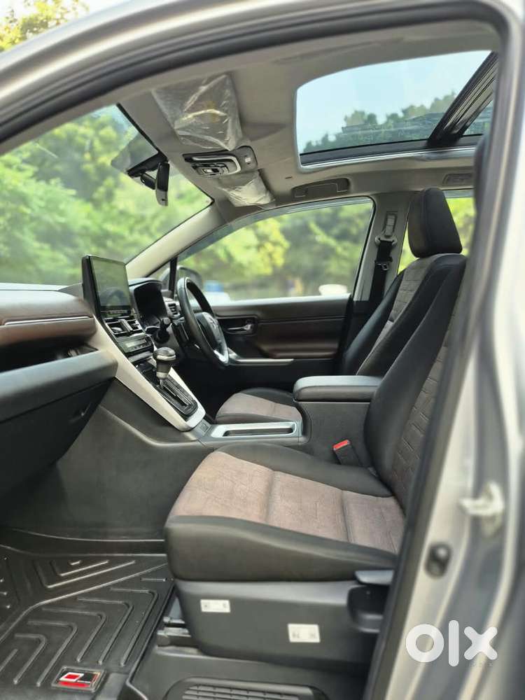 Toyota Innova Hycross 2.0 Vx (o) Hybrid 7 Str, 2026, Petrol