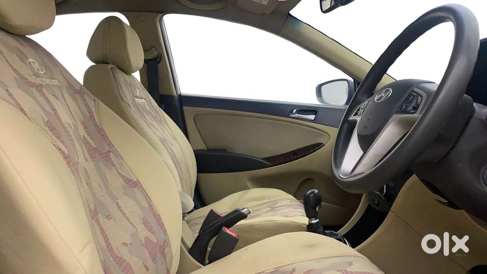 Hyundai Verna Fluidic 1.6 Vtvt Sx, 2013, Petrol