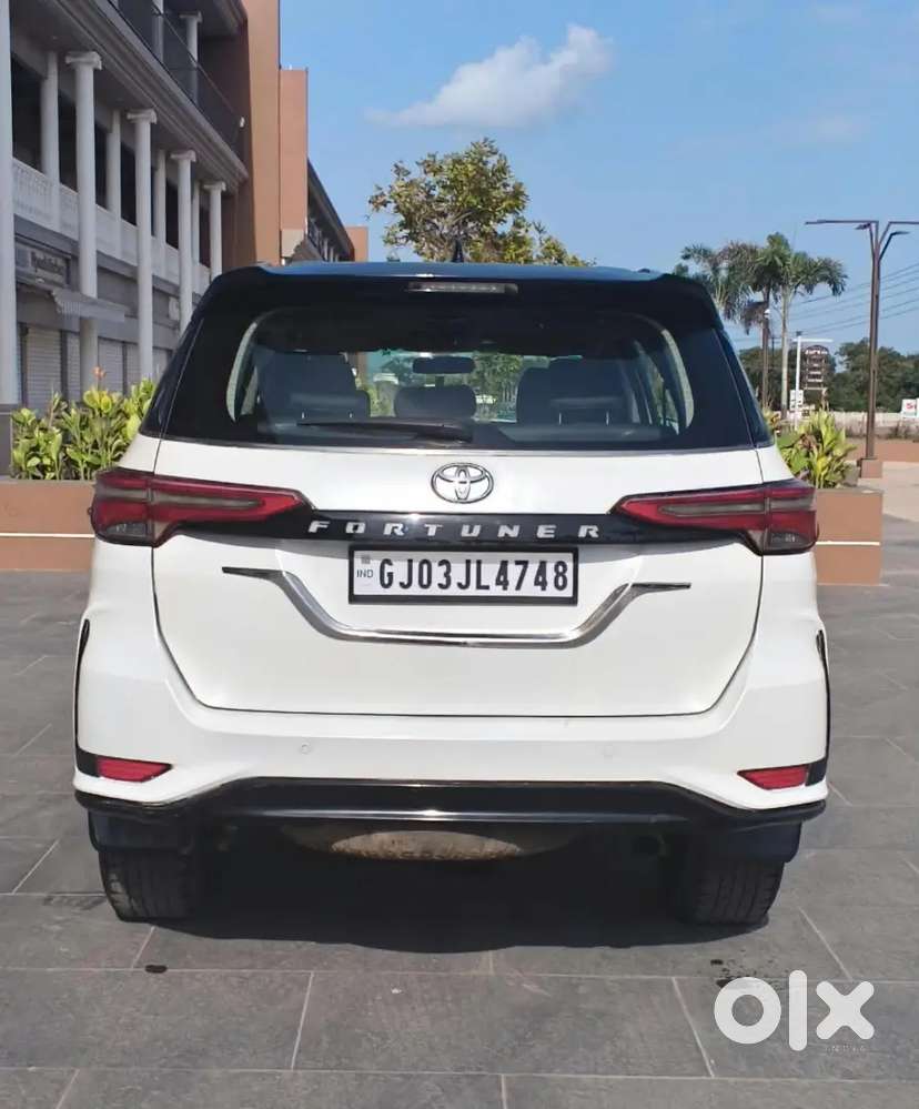Toyota Fortuner Legender 2017