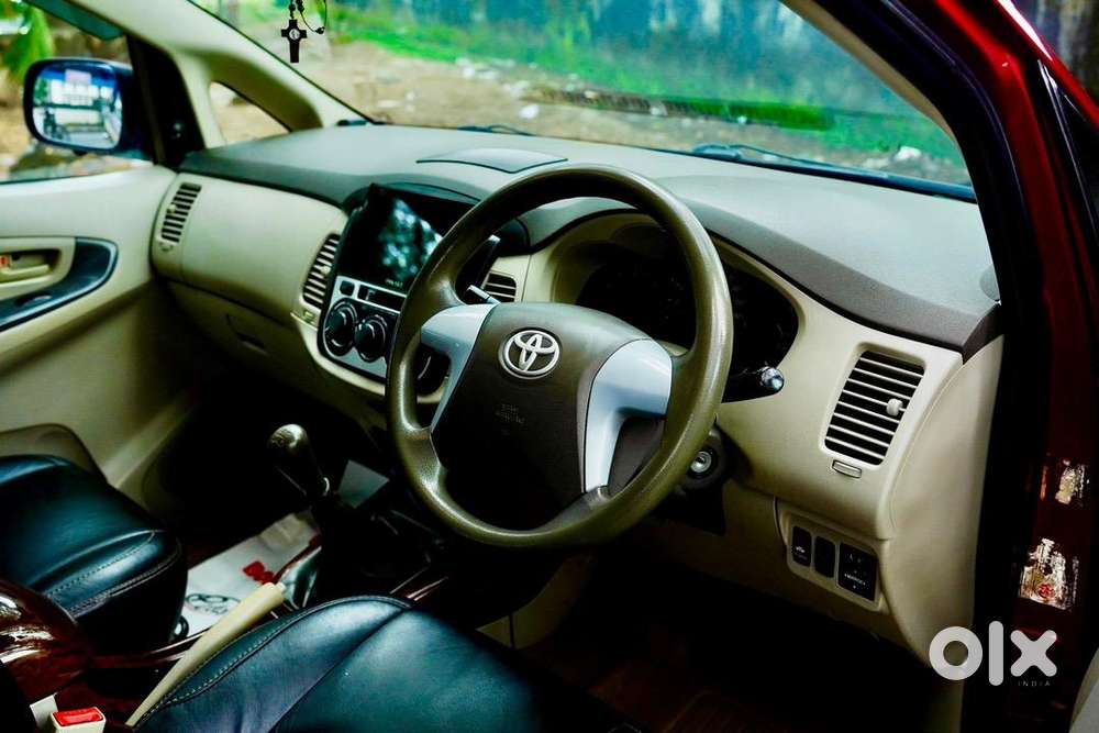 Toyota Innova 2012 - First Owner- Kl 43 Reg