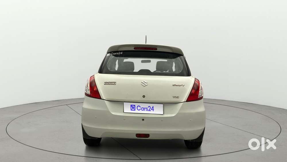 Maruti Suzuki Swift Vxi, 2016, Petrol