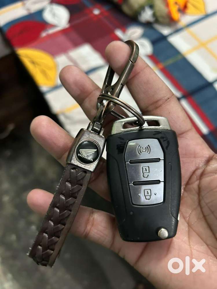 Mahindra Xuv300 Turbo 2020 Petrol Good Condition