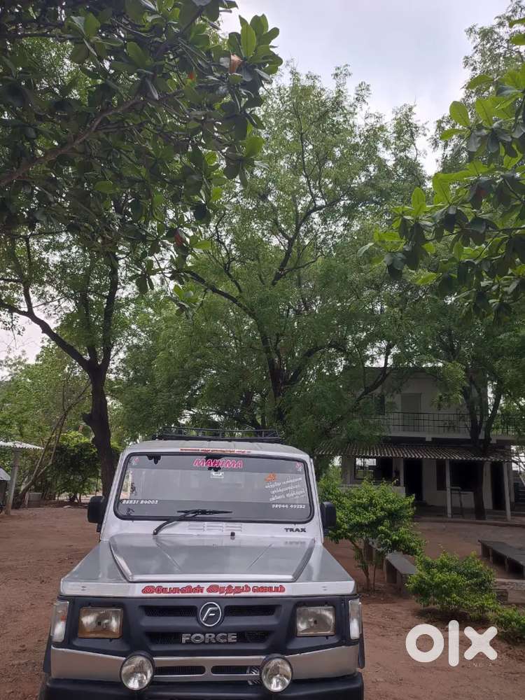 Force Motors Trax 2013