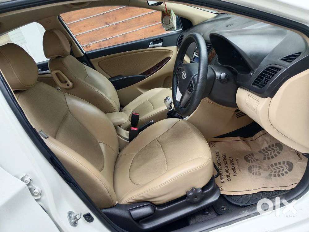 Hyundai Verna Fluidic 1.6 Crdi Sx, 2015, Diesel