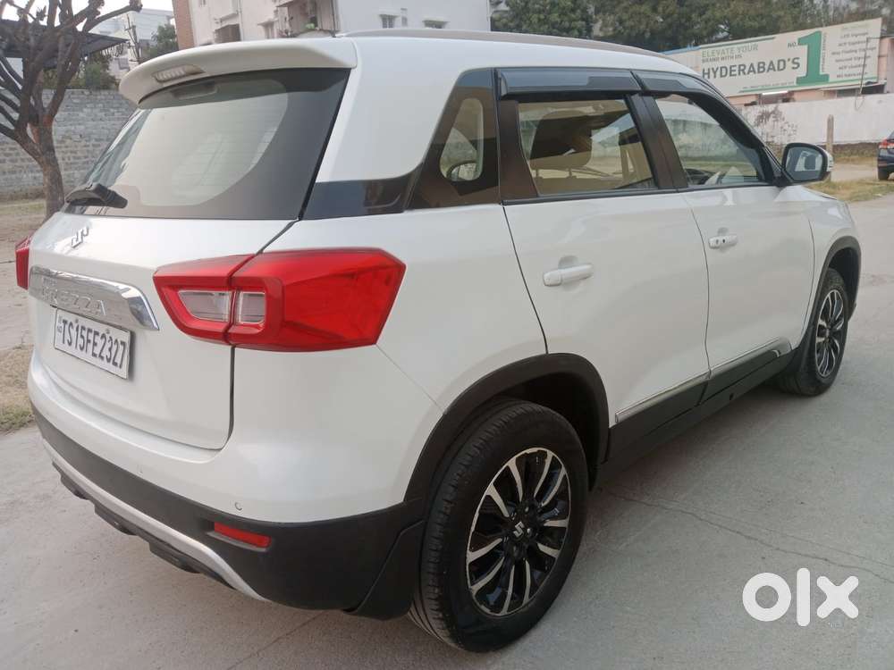 Maruti Suzuki Brezza 1.5 Zxi Plus Smart Hybrid, 2021, Petrol