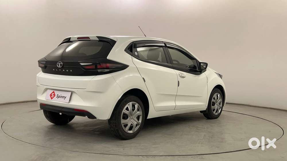 Tata Altroz 1.2 Xt, 2023, Petrol