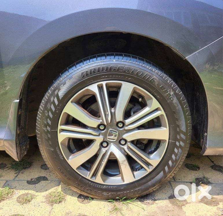 Honda City 1.5 V 5th Gen I-vtec Mt, 2018, Petrol