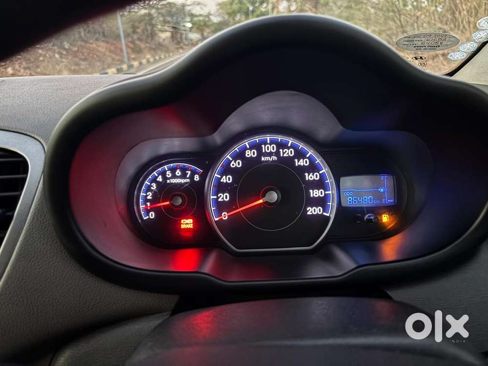 Hyundai I10 Sportz, 2015, Petrol