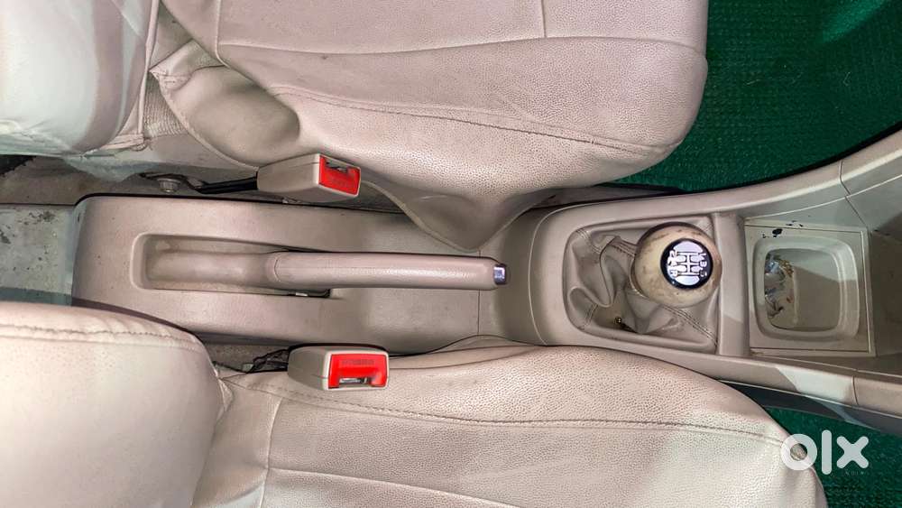 Maruti Suzuki Swift Dzire 1.2 Vxi Bsiv, 2017, Petrol