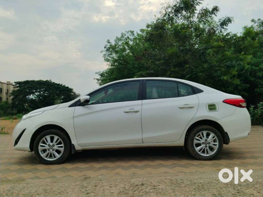 Toyota Yaris G Cvt, 2020, Petrol